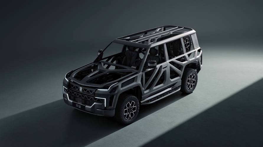 广州2仰望U8硬派越野的科技魅力，国能汽车对传统燃油车市场的冲击